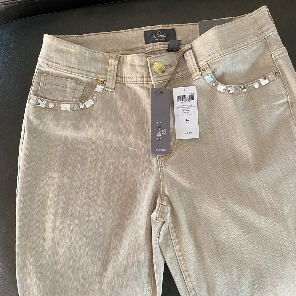 NWT so slimming jeans by Chicos